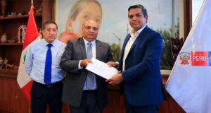 ALCALDE OLMEX ESCALANTE ANUNCIARÁ EN IQUITOS EL INICIO DEL PROYECTO DE ELECTRIFICACIÓN PARA LAS COMUNIDADES DE PUNCHANA