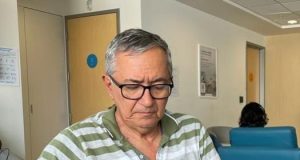 JAVIER VÁSQUEZ: MIS PADRES ESTÁN PRESENTES EN MIS POEMAS