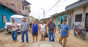 Por la limpieza y descolmatación de buzones del alcantarillado de Iquitos
