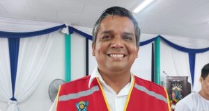 OLMEX ESCALANTE SOBRE GENERAL PNP: ES MALEDUCADO Y HOSTIL