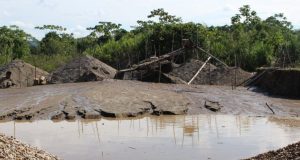 Minería informal e ilegal contamina el agua potable en Madre de Dios