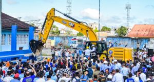 GOBERNADOR DE LORETO DIO INICIO A OBRA EN EL TECNOLÓGICO PEDRO A. DEL AGUILA