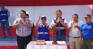 GOBERNADOR DE LORETO DR. RENÉ CHÁVEZ JURAMENTO A 300 NUEVOS RONDEROS Y ENTREGA INDUMENTARIAS – FURGONETAS A LAS RONDAS URBANAS CAMPESINAS