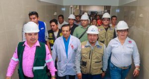 GOBERNADOR REGIONAL DE LORETO REALIZA VISITA INOPINADA A OBRA DEL HOSPITAL IQUITOS