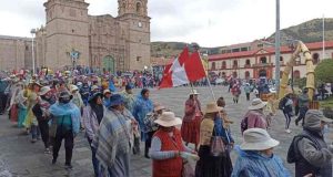 Dirigentes anuncian viaje a Tercera toma de Lima y paro indefinido en Puno