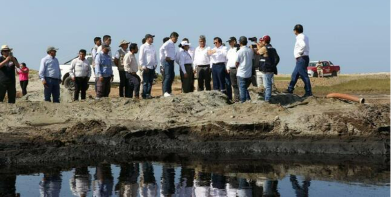 Piura: Ministros supervisan zonas afectadas por pasivos ambientales de hidrocarburos