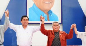 La Libertad: Temen que el gerente Martín Namay use recursos públicos a favor de APP