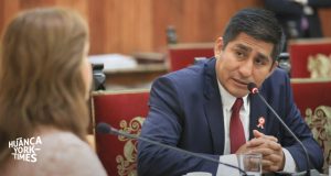 Gobernador de Junín felicita a Rosa Gutiérrez pese a críticas que piden su salida de Essalud