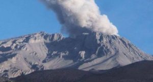 Familias de Puno también fueron afectadas con la erupción del Volcán Ubinas