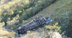 Piura: Fiscalía abre investigación por vuelco de ómnibus en Huarmaca