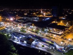 Los jóvenes a la tumba