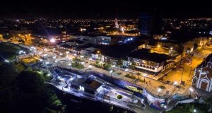 Los jóvenes a la tumba