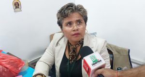 TRABAJADORA DE EDUCACIÓN SE DEFIENDE DE ACUSACIONES