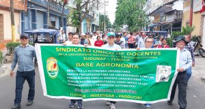 JORGE MERA PIDE SANCIÓN PARA DOCENTES QUE NO CUMPLEN CON DEDICACIÓN EXCLUSIVA