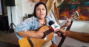 MARCELA NAVARRO LE CANTA AL AMOR Y A LA AMISTAD