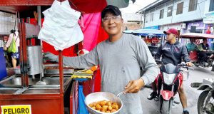 SACÓ ADELANTE A SU FAMILIA VENDIENDO CHURROS