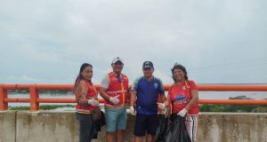LIMPIEZA DE RESIDUOS SÓLIDOS EN EL PUENTE NANAY: COMPROMISO DE TODOS