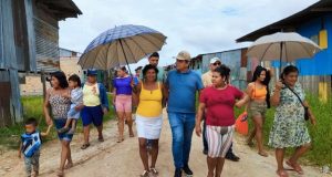 ALCALDE OLMEX ESCALANTE PARTICIPÓ EN CAMINATA PARA ATENDER NECESIDADES URGENTES DEL A.H. PILAR NORES DE GARCÍA