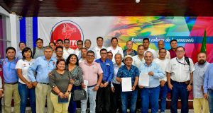 René Chávez lideró mesa de diálogo con la sociedad civil organizada, instituciones y colegios profesionales