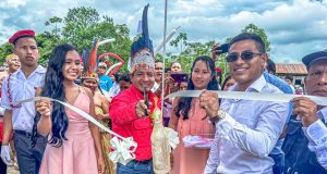 RENÉ CUMPLE PROMESA EN EL PUTUMAYO