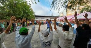 ADULTOS MAYORES DEL CIAM PUNCHANA PRACTICAN TAI CHI