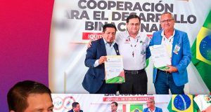 GOBERNADOR DR. RENÉ CHÁVEZ Y PRESIDENTE DE LA MANCOMUNIDAD INAUGURAN FORO BINACIONAL PERÚ – BRASIL