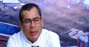 USEN MASCARILLAS Y EVITEN MENINGITIS