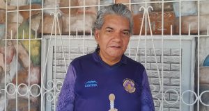 LLAMA ‘PAYASOS’ A FUTBOLISTAS