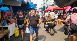 DIVIDIDOS POR NUEVO HIPERMERCADO