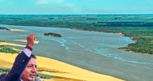 GOBERNADOR DR. RENÉ CHÁVEZ LOGRA HISTÓRICA DECLARATORIA DE EMERGENCIA POR DÉFICIT HÍDRICO EN LORETO