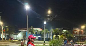 La Municipalidad Distrital de Punchana, a través de la Unidad de Gestión Ambiental viene realizando el trabajo de limpieza y barrido de las principales calles del distrito en horas de la noche.