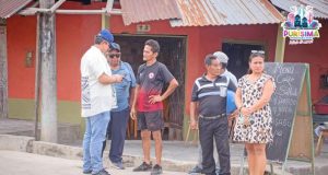 #punchanatudistrito II Continuando con los labores dentro del distrito de Punchana, el alcalde Olmex Escalante Chota supervisó los trabajos de bacheo en la avenida Circunvalación a fin de evitar accidentes de tránsito en la zona.
