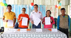 World Vision Perú fortalece la comunicación en áreas de conservación regional en Loreto con instalación de antenas satelitales.