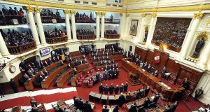 DENUNCIAN A CONGRESISTAS POR NEGOCIACIÓN INCOMPATIBLE