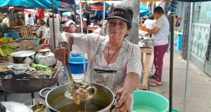 LA CLÁSICA MAZAMORRA DE MOTELO DE DOÑA GERALDINA