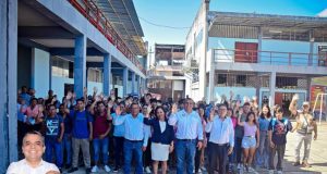 Con gran éxito, el alcalde Olmex Escalante Chota, dio por inaugurado el inicio del programa Municipal Punchatécnico en el CETPRO Padre Jesús García, donde 100 jóvenes iniciaron sus clases en diversas carreras técnicas de manera gratuita gracias a la gestión de la Municipalidad Distrital de Punchana.