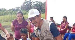 EDUCACIÓN EN MARCHA: ENTREGAMOS MÁS KITS ESCOLARES