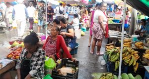 VENDEDORAS DE BELÉN PIDEN REUBICACIÓN POR LA CRECIENTE