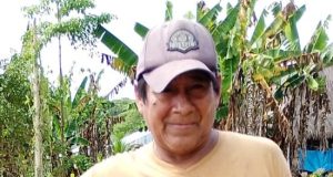 DON WILBER VIVE ENTRE EL AGUA Y LA SELVA