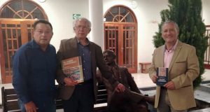 DOS NUEVOS LIBROS AMAZÓNICOS NOS REGALAN JORGE NÁJAR Y LUIS VÁSQUEZ