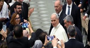 PAPA LEÓN XIV PIDE A PERIODISTAS SER VOZ DE JUSTICIA Y VERDAD