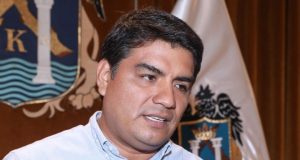 Trujillo: alcalde Mario Reyna usa su imagen para promocionar fiesta, pese a prohibición del JNE