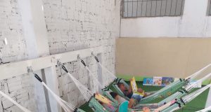 TIERRA NUEVA IMPULSA PROYECTO EN JARDÍN “MI MUNDO FELIZ”: LECTURA EN HAMACAS