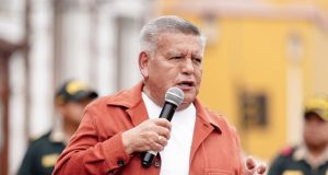 Fiscalía investiga a César Acuña por destinar S/2 millones a publicidad