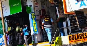 Arequipa: audaz hurto de 100 mil soles en casa de cambios de Av. Venezuela