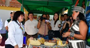 Mujeres machiguengas ganan premio nacional por emprendimiento de cacao que conserva los bosques