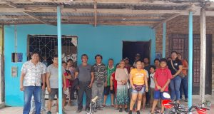 VECINOS INDIGNADOS POR DESALOJO FAMILIAR