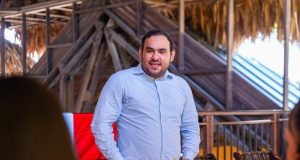 ASESOR DE TÍO VLADI, ROBERTO FACHÍN, PRESIDE DELEGACIÓN PERUANA EN LETICIA