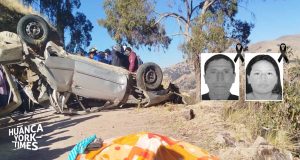 Huancavelica: Conductor sin licencia cae a abismo de 400 metros y muere junto a pasajera