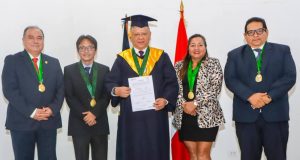 JURADO PUSO 20 DE NOTA A TÍO VLADI Y TIENE GRADO DE DOCTOR EN LA UNAP